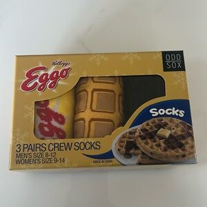 Eggo waffles men’s socks